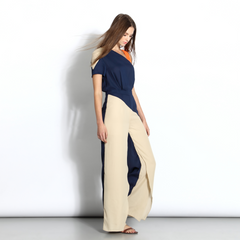 Three-tone jumpsuit with asymmetric shoulders and wide leg