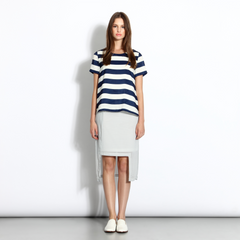 Mid-length skirt with cut-out front hem