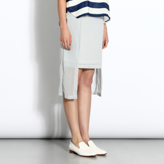 Mid-length skirt with cut-out front hem